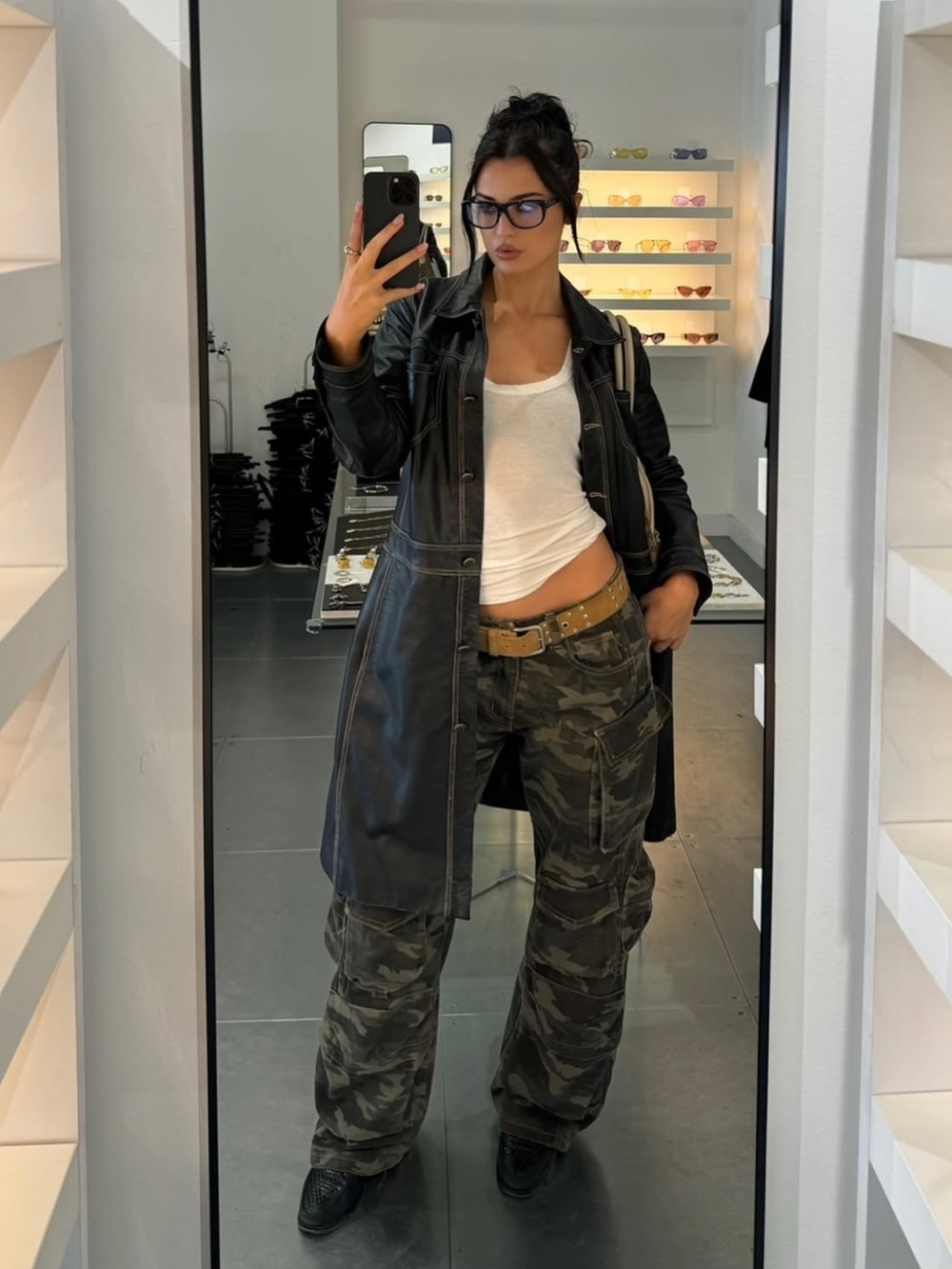 Lioness Sweetness Jeans cargo camo pants green khaki olive tan - Picture 2 of 13
